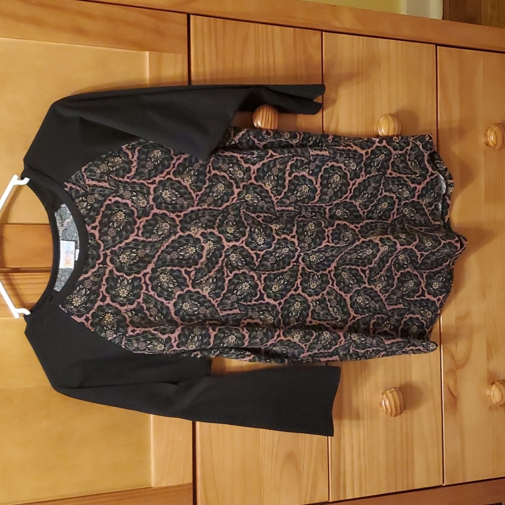 Lularoe Randy shirt